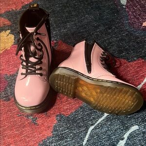 Doc Martens Kids Patent Leather Light Pink Lamper Boots size 8
